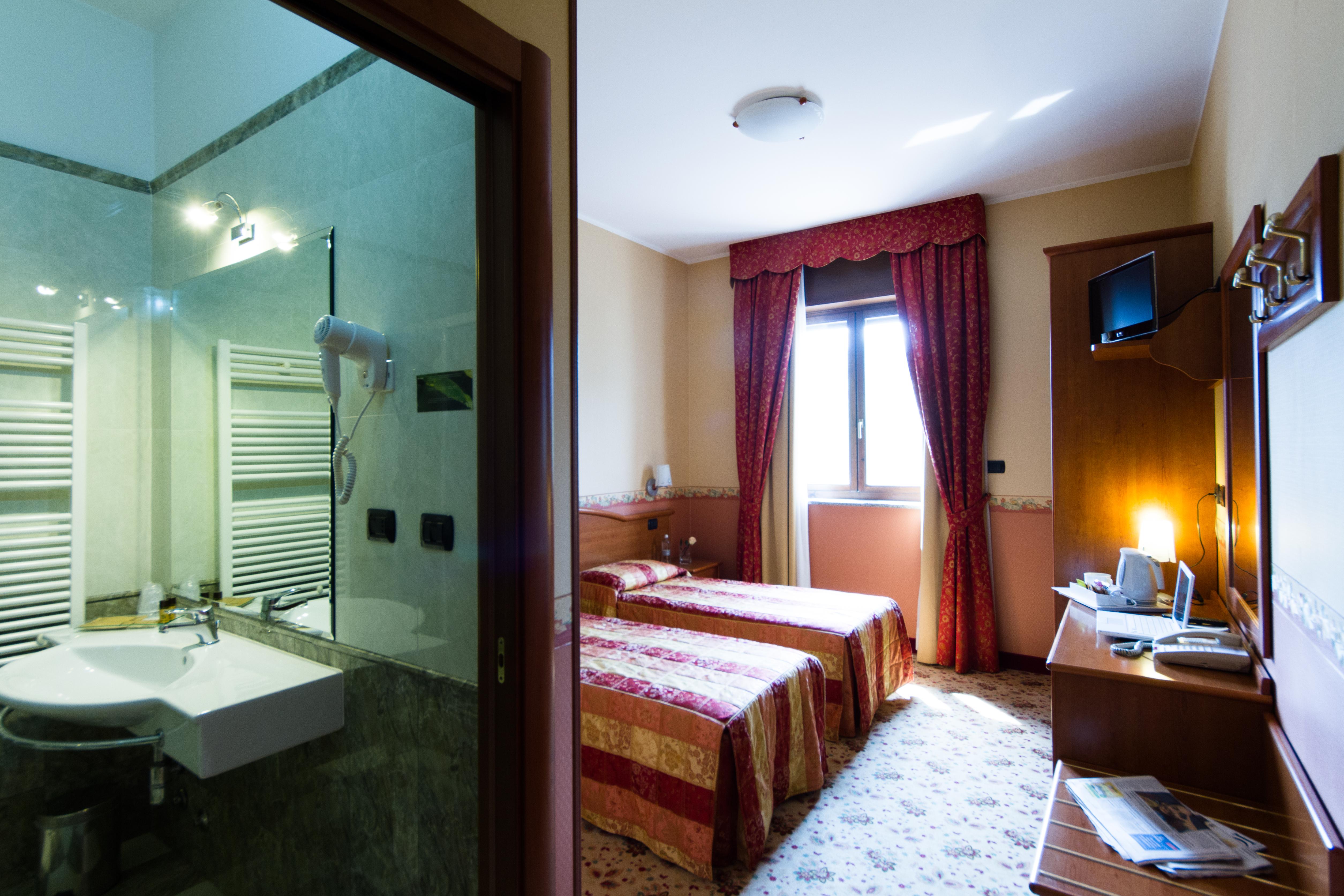 Vald Hotel Валь-делла-Торре Экстерьер фото