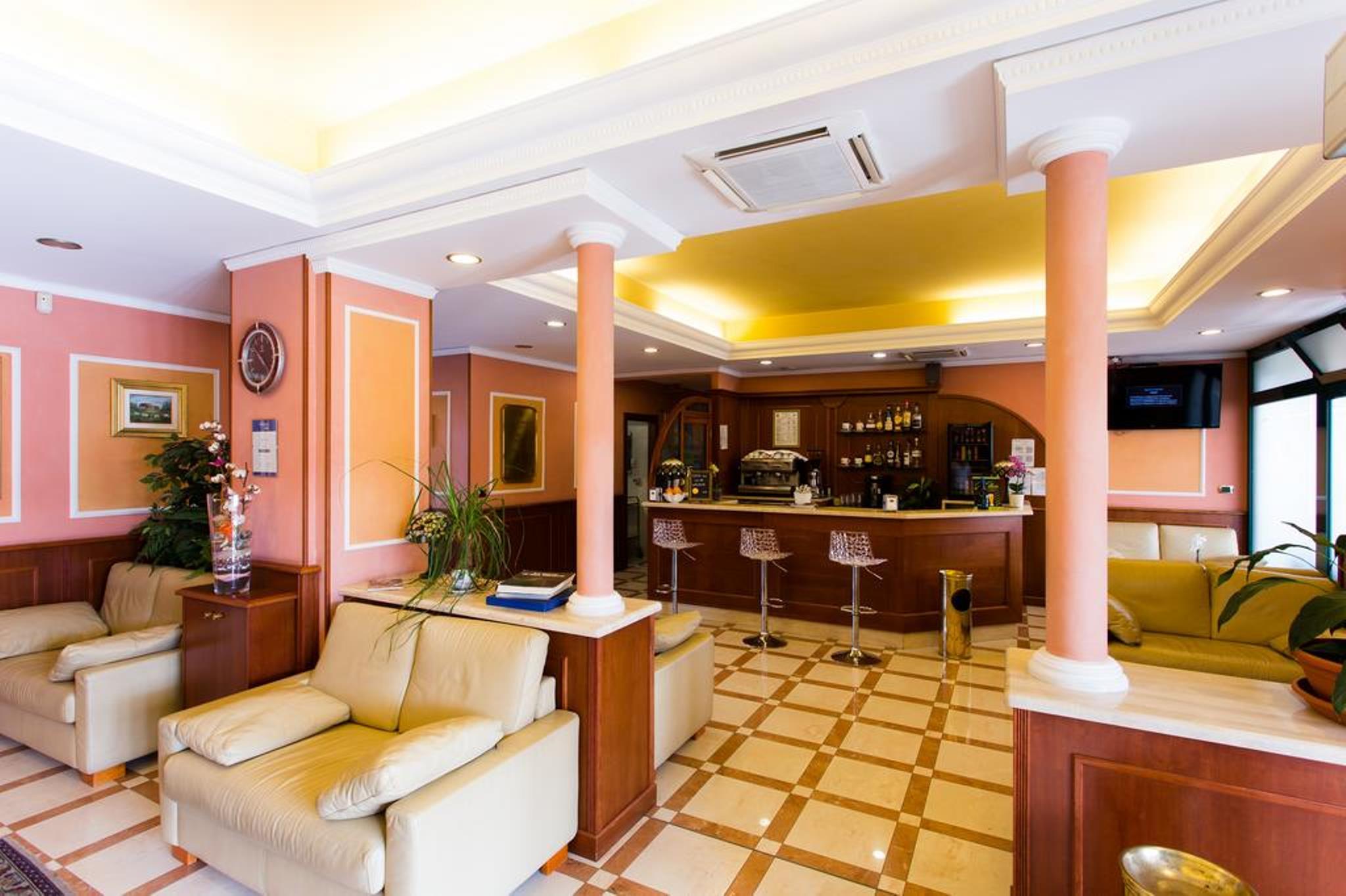 Vald Hotel Валь-делла-Торре Экстерьер фото