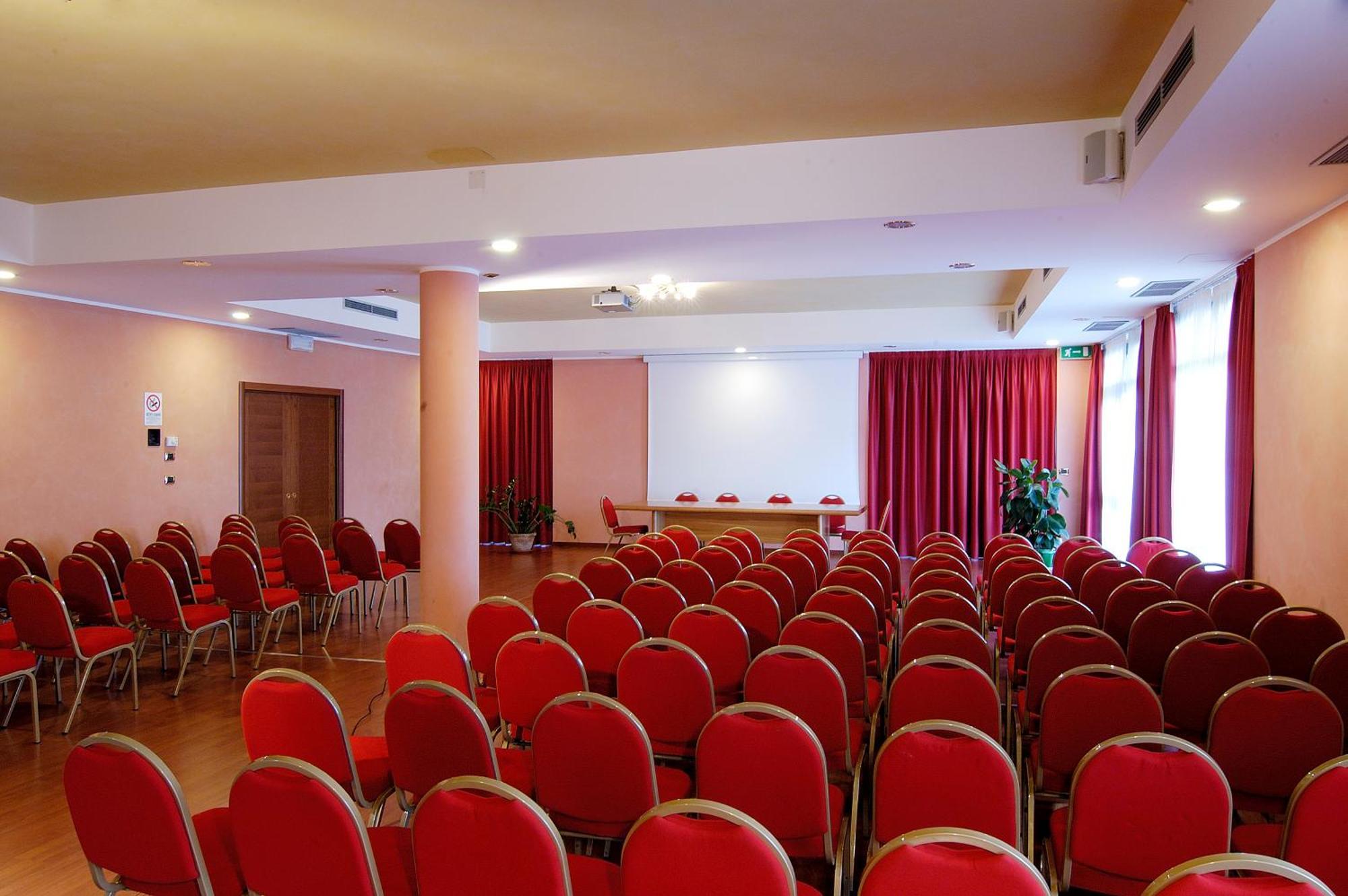 Vald Hotel Валь-делла-Торре Экстерьер фото