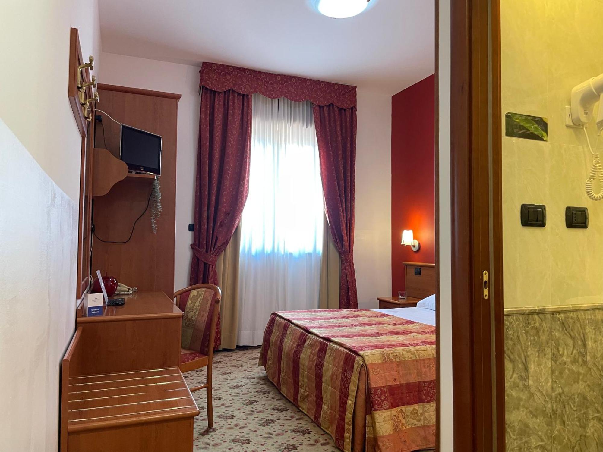 Vald Hotel Валь-делла-Торре Экстерьер фото